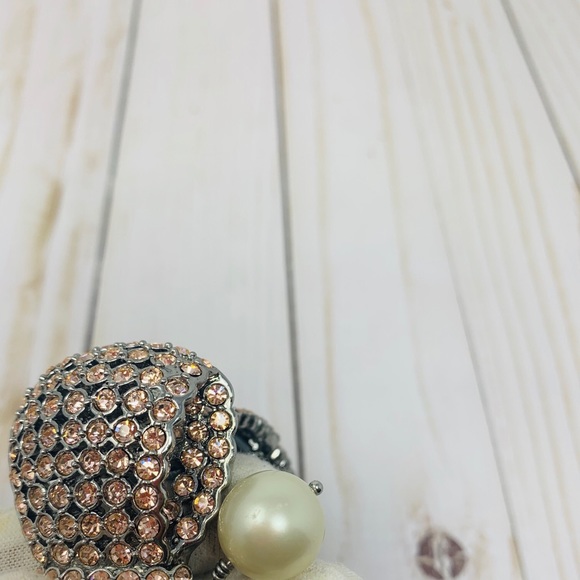 Ann Taylor Rhinestone and Pear Bow Bracelet - Picture 3 of 9